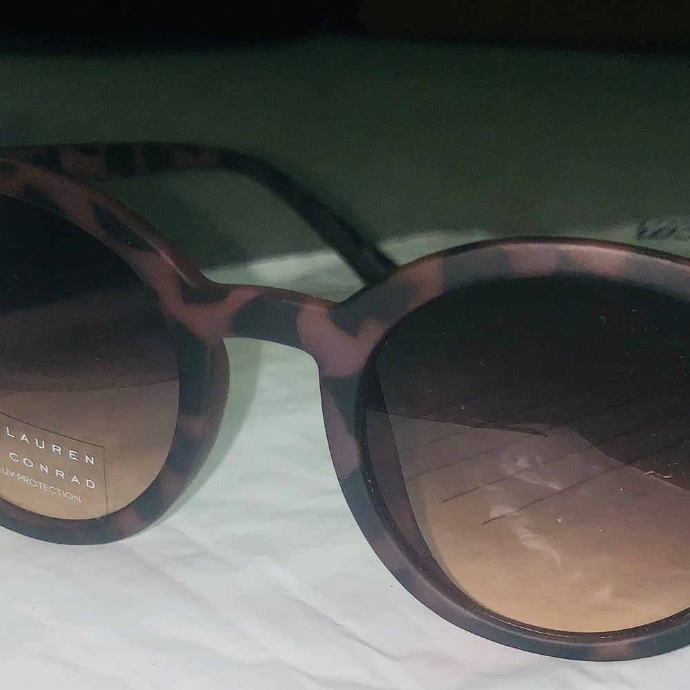 Nwt Womens Fashion Sunglasses LC Lauren Conrad Tortoise Shell Amber Lense Round